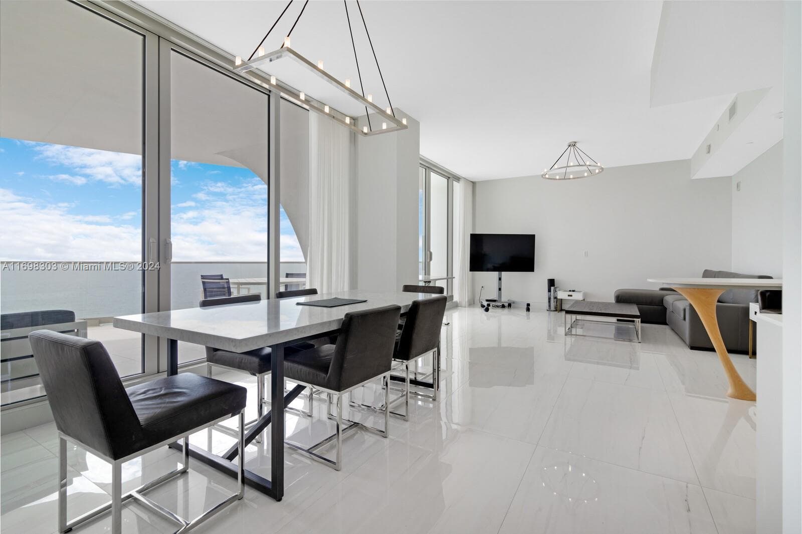 16901 Collins Ave 1402 photo 19