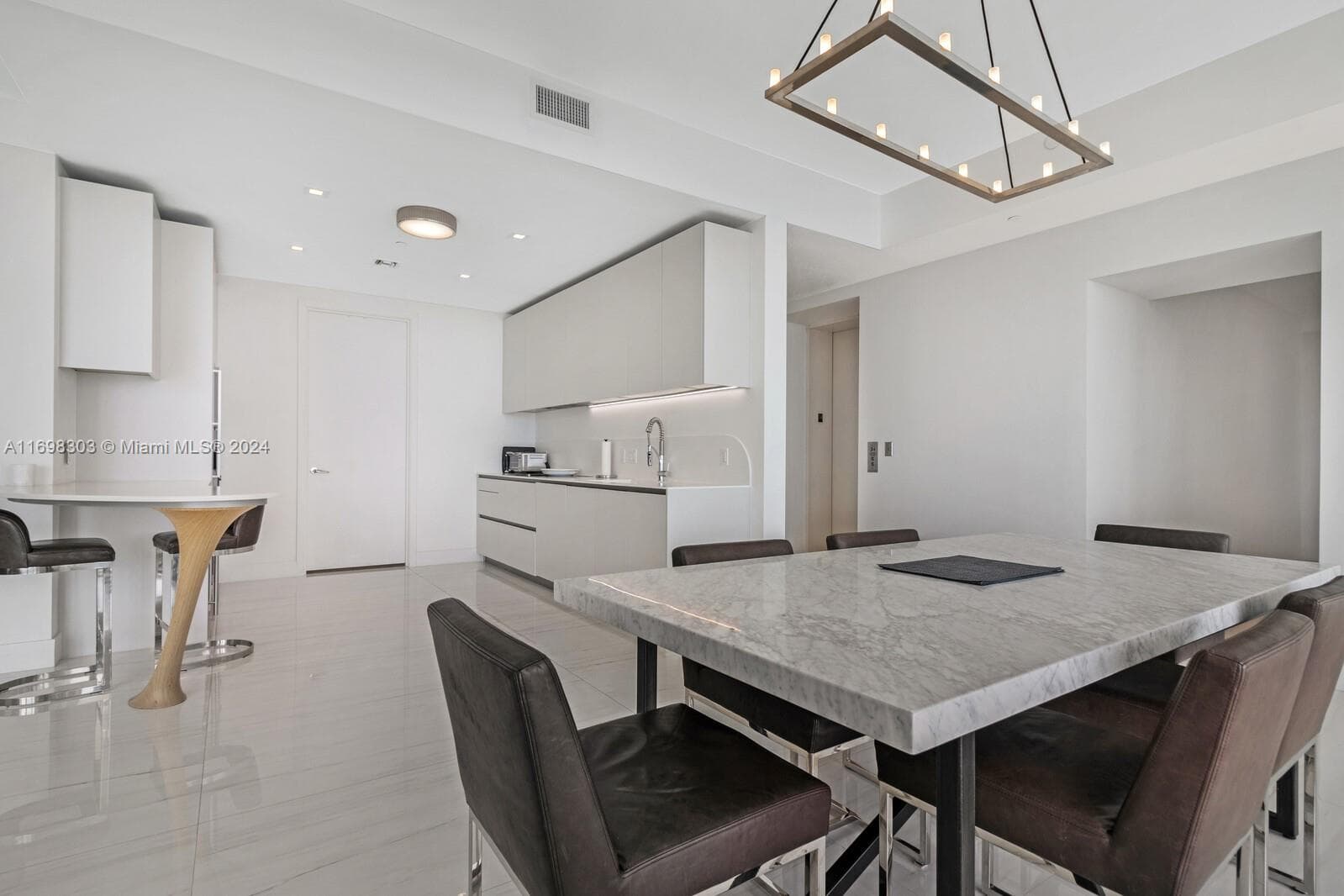 16901 Collins Ave 1402 photo 25