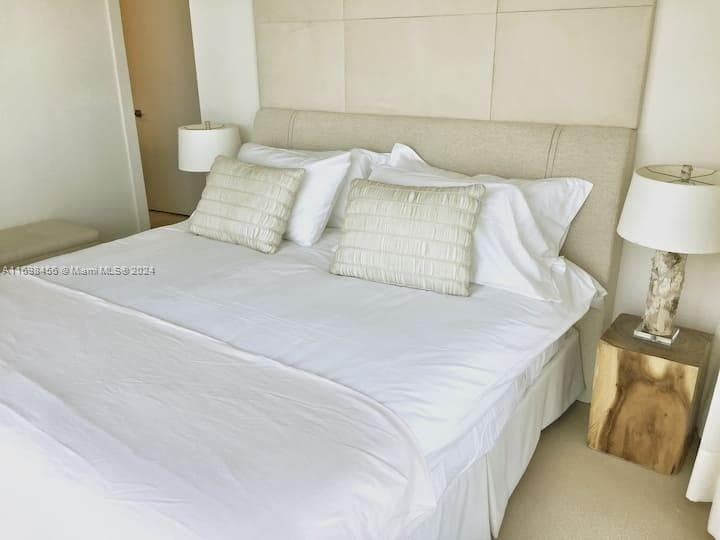 102 24th St 1421 photo 25