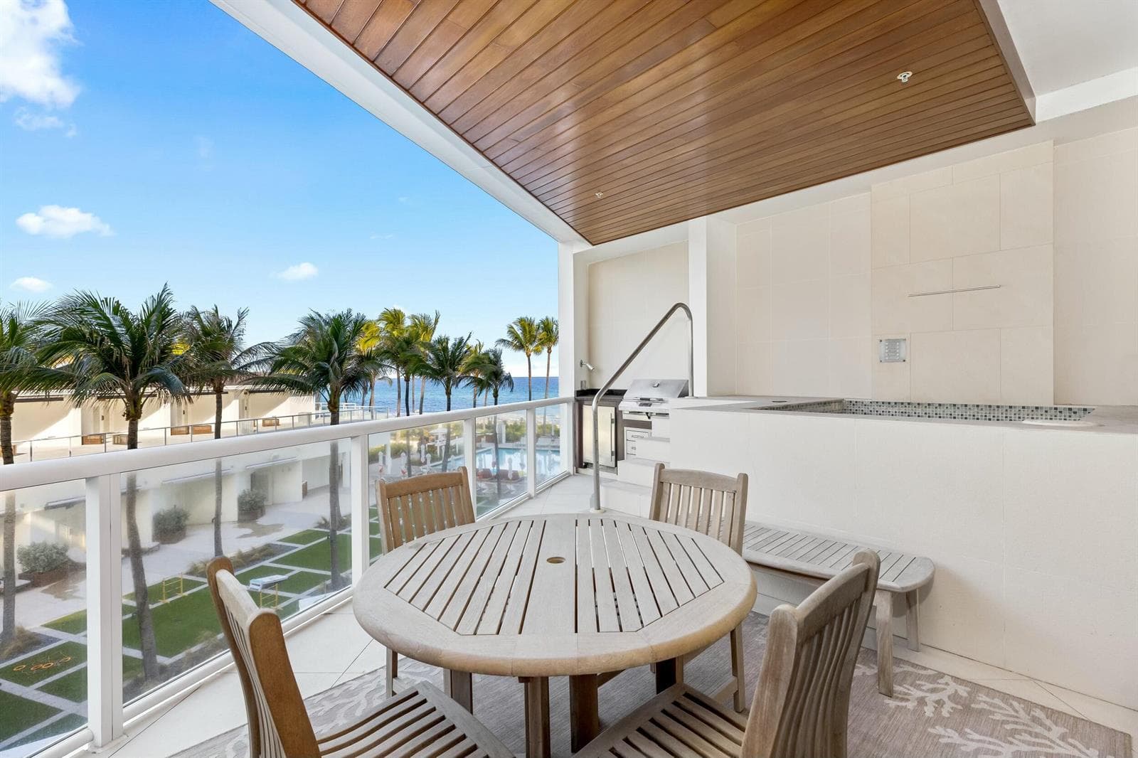 1000 S Ocean Boulevard 208 photo 9