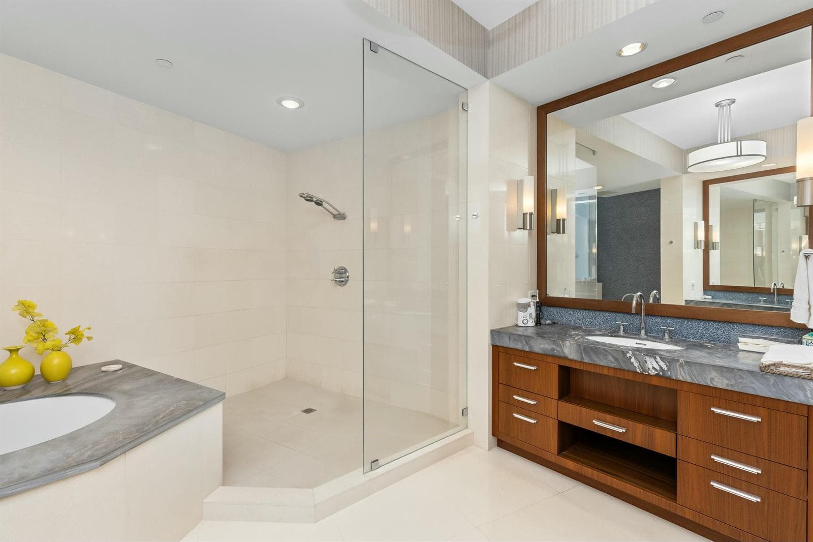 1000 S Ocean Boulevard 208 photo 18