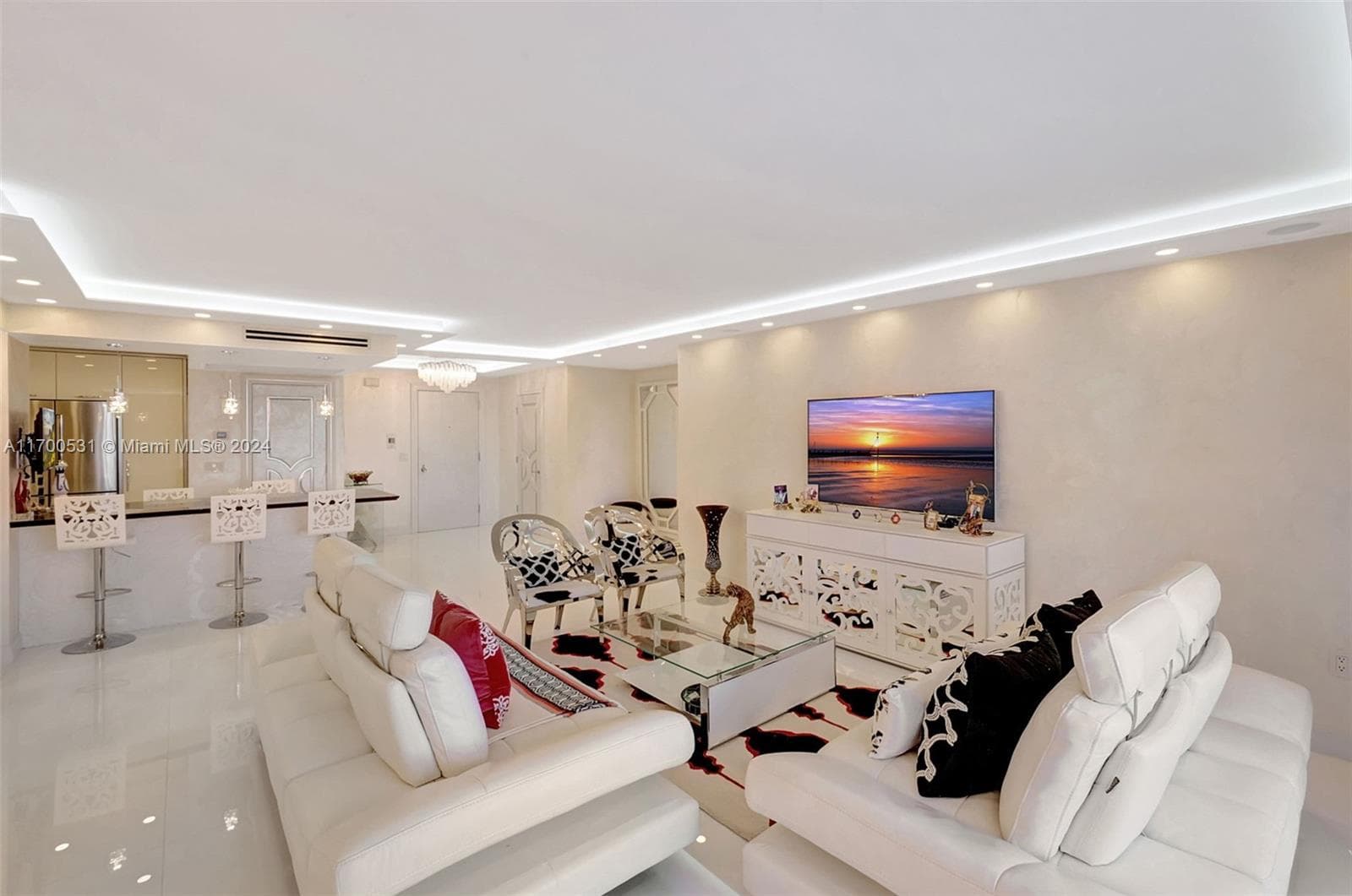 9801 W Collins Ave 5O/complete renovated photo 2