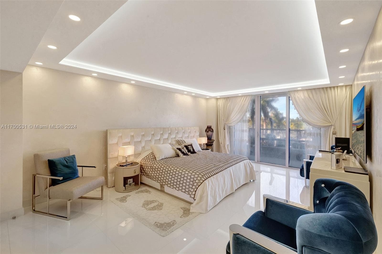 9801 W Collins Ave 5O/complete renovated photo 18