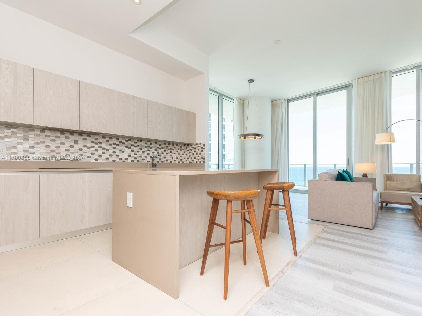 4111 S Ocean Dr 601 photo 6