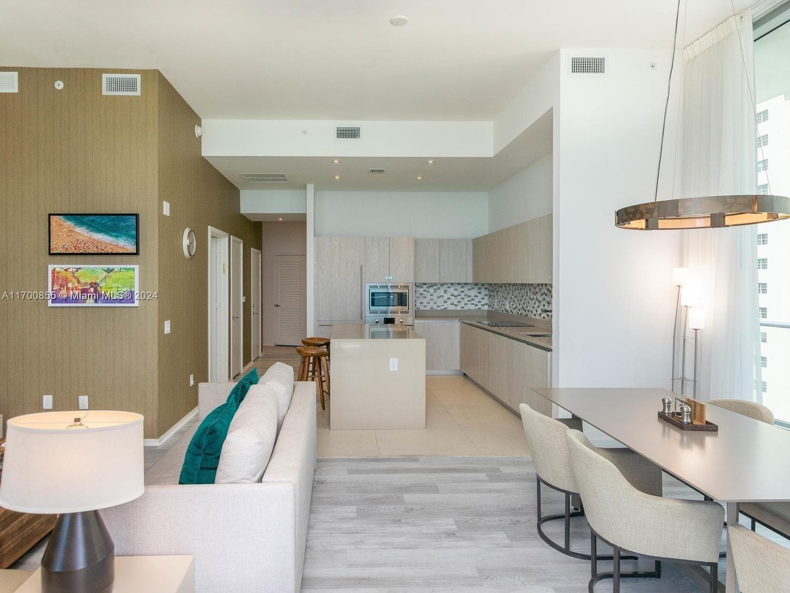 4111 S Ocean Dr 601 photo 12