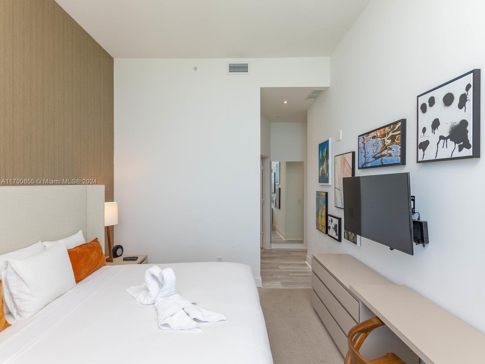 4111 S Ocean Dr 601 photo 20
