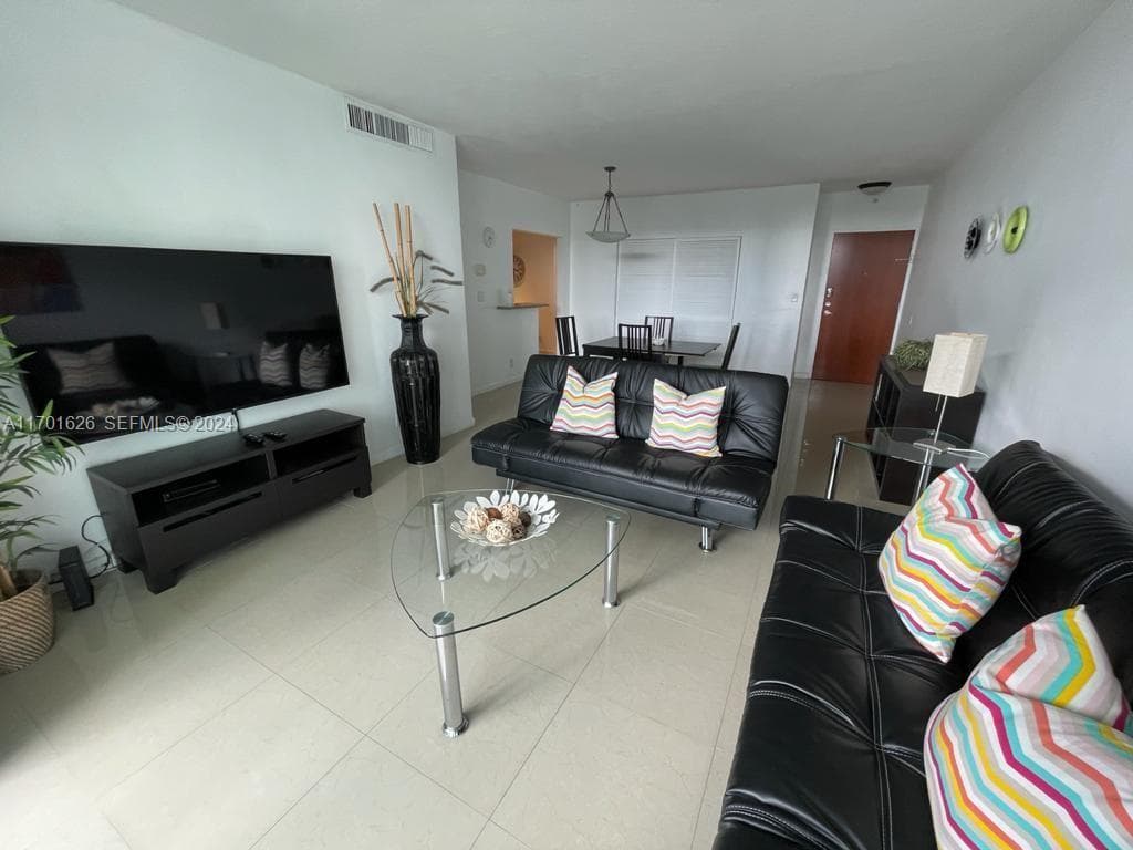 3801 S Ocean Dr 8U photo 6