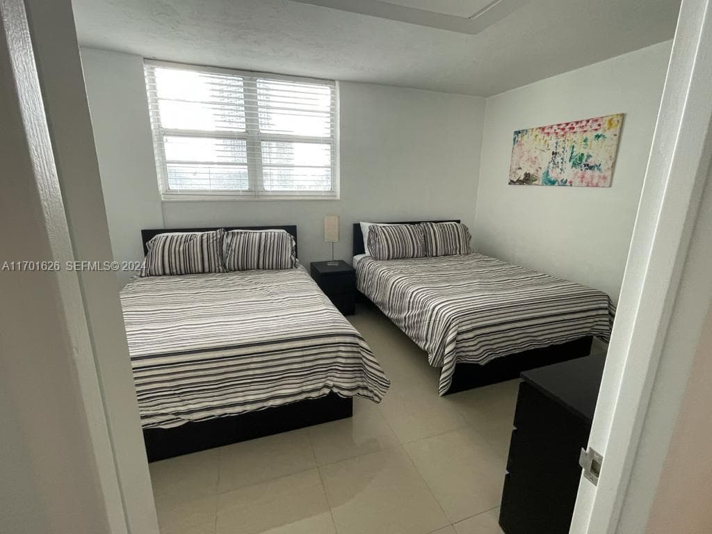 3801 S Ocean Dr 8U photo 13