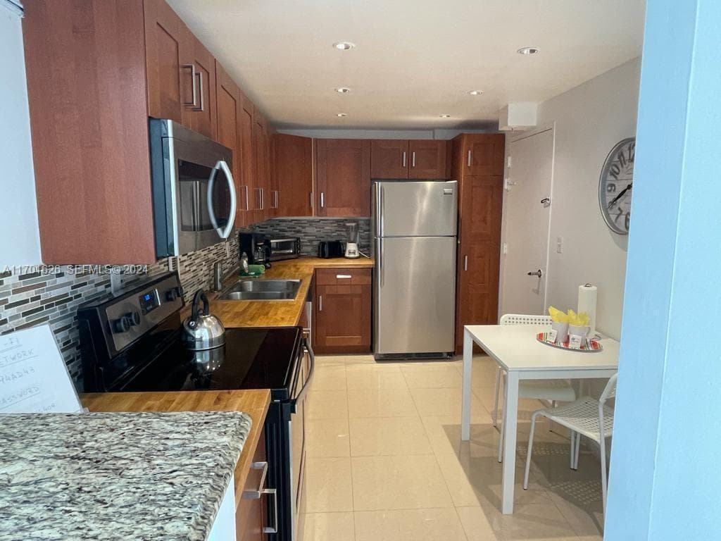 3801 S Ocean Dr 8U photo 10