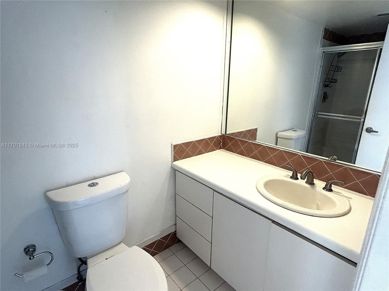 1825 S Ocean Dr 401 photo 10
