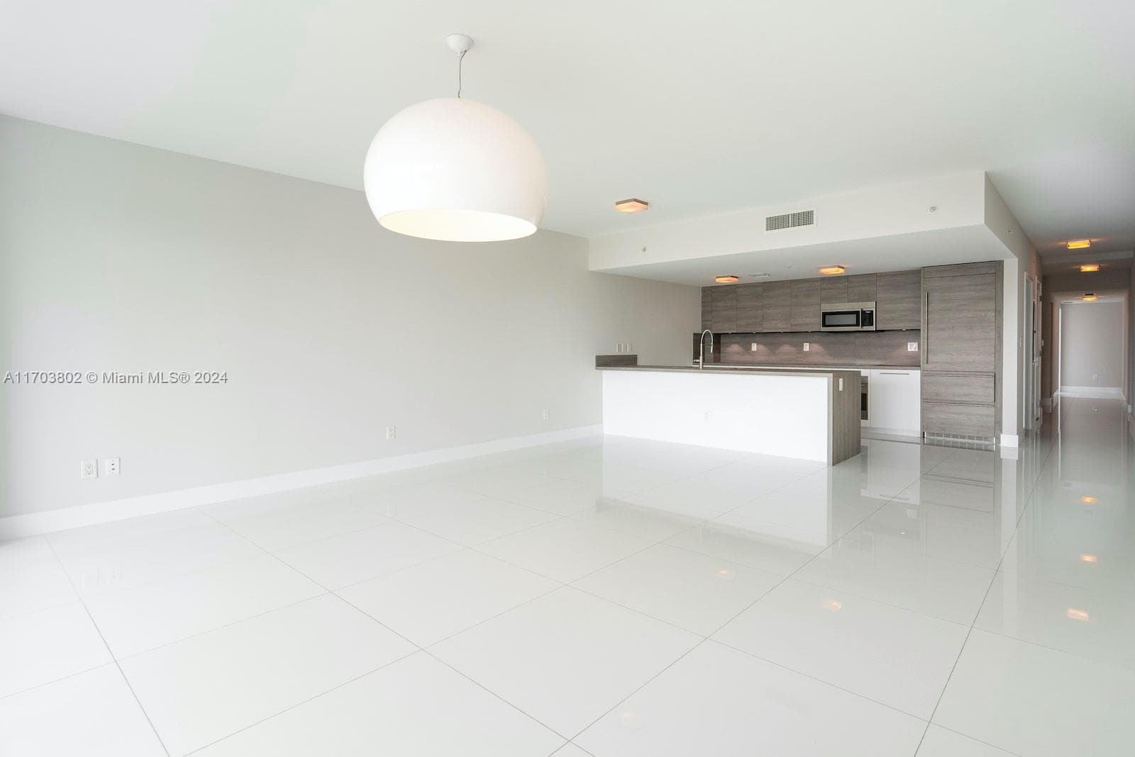 400 Sunny Isles Blvd 919 photo 9