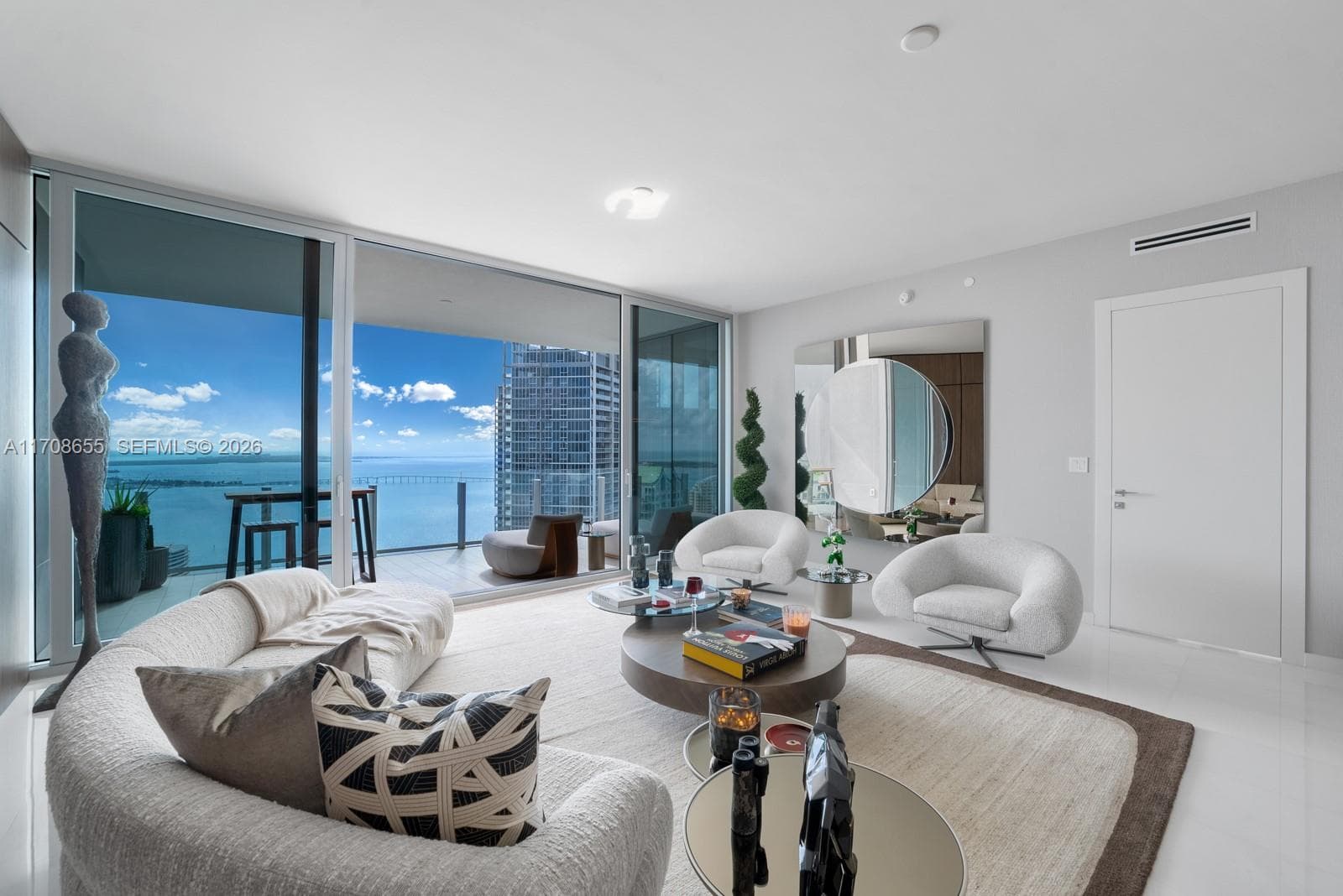 300 Biscayne Blvd Way 4703 photo 4