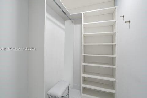 100 Lincoln Rd 739 photo 14