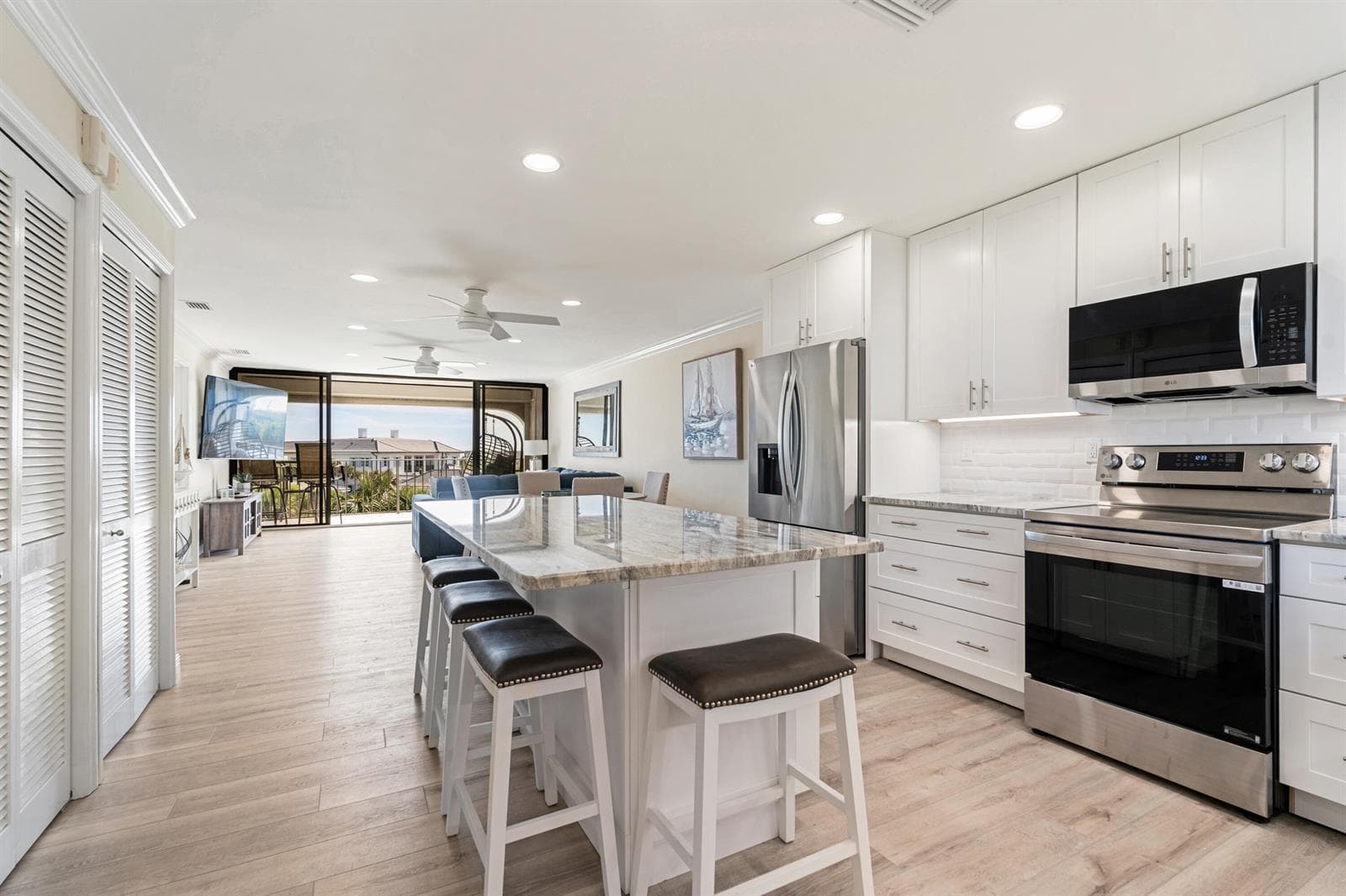 5300 Highway A1a 408 photo 13