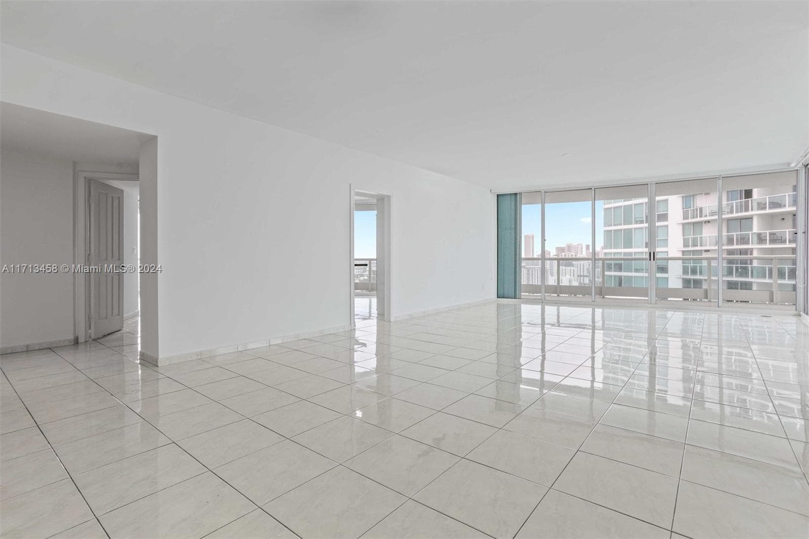2127 Brickell Ave 2804 photo 7