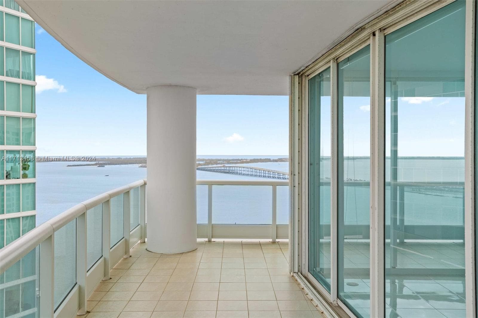 2127 Brickell Ave 2804 photo 9