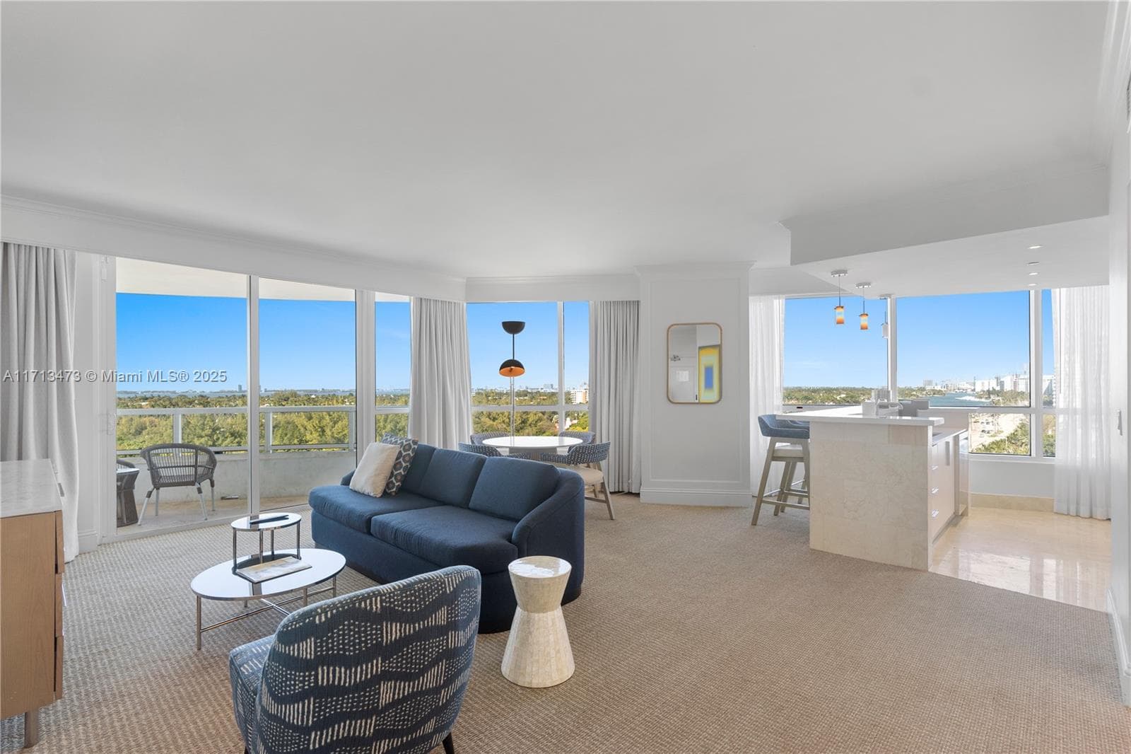 4401 Collins Ave 1015/1017 photo 11