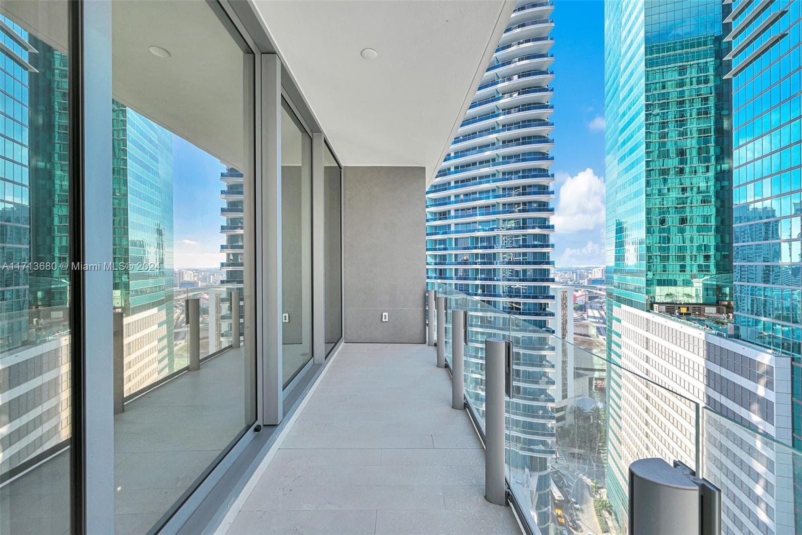 300 Biscayne Blvd Way 2608 photo 23