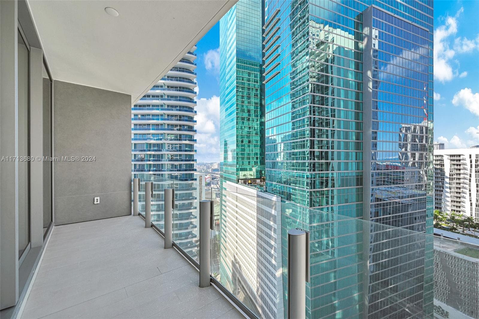 300 Biscayne Blvd Way 2608 photo 22