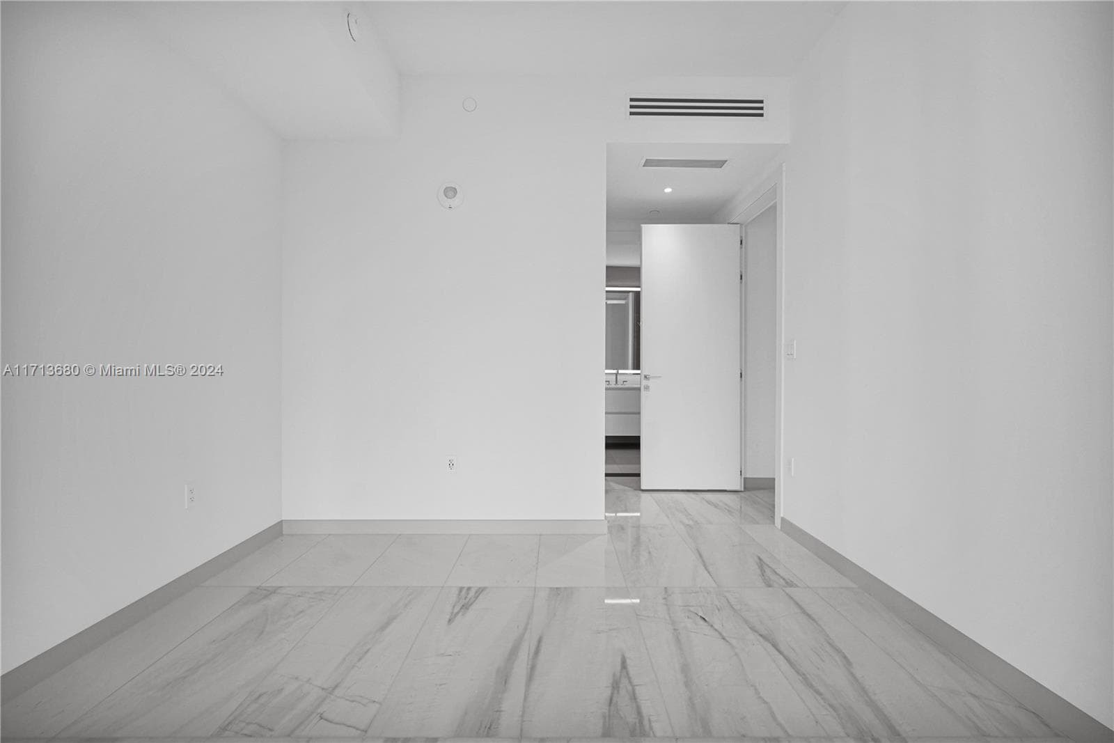300 Biscayne Blvd Way 2608 photo 9