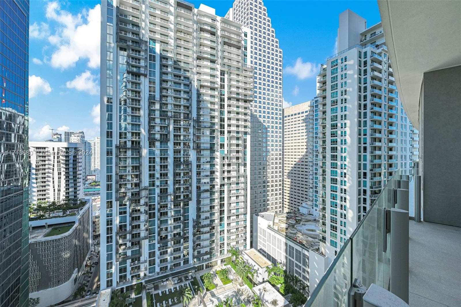 300 Biscayne Blvd Way 2608 photo 21