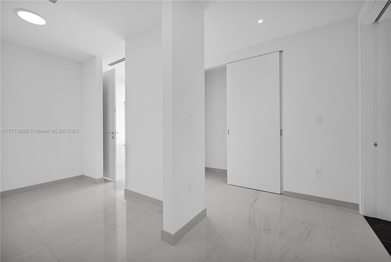 300 Biscayne Blvd Way 4303 photo 17