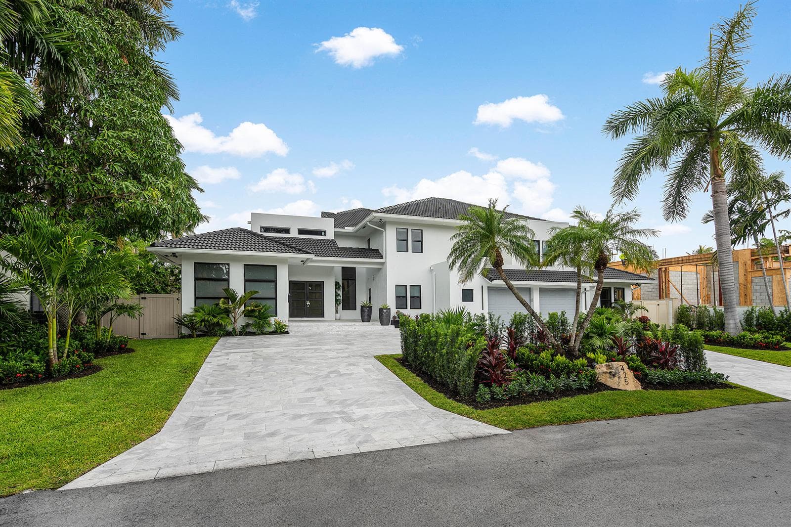 425 Coral Way photo 6