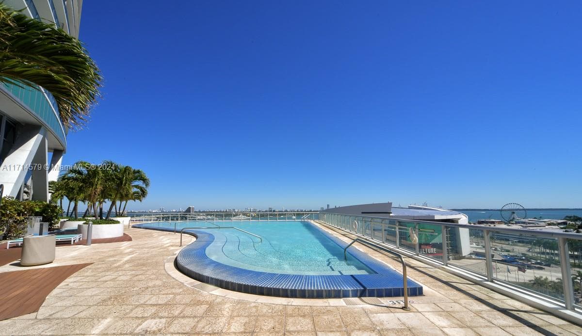 888 Biscayne Blvd 2511 photo 12