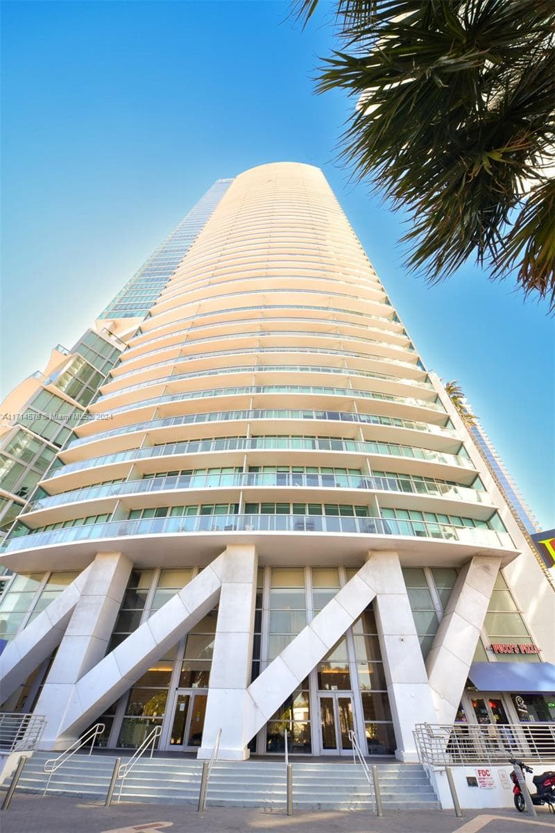 888 Biscayne Blvd 2511 photo 22