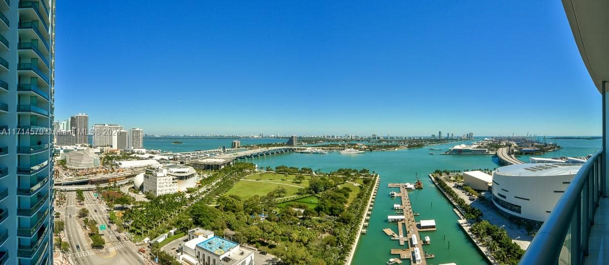 888 Biscayne Blvd 2511 photo 1