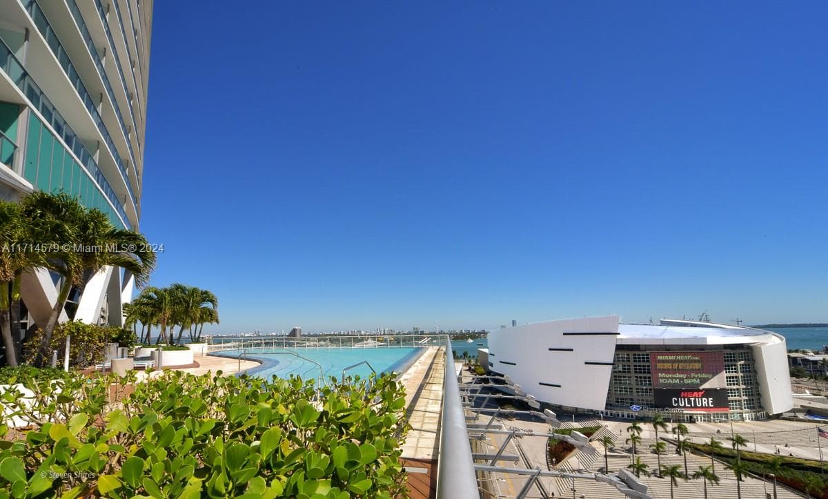 888 Biscayne Blvd 2511 photo 15