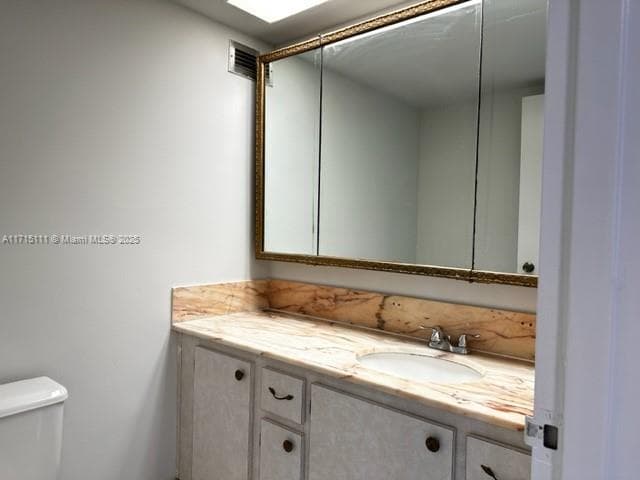 5401 Collins Ave 223 photo 20