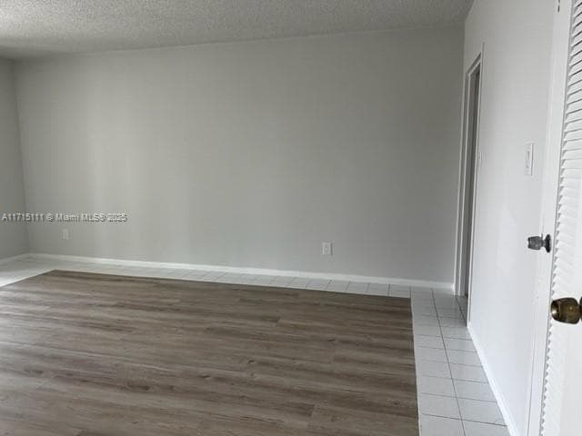 5401 Collins Ave 223 photo 25