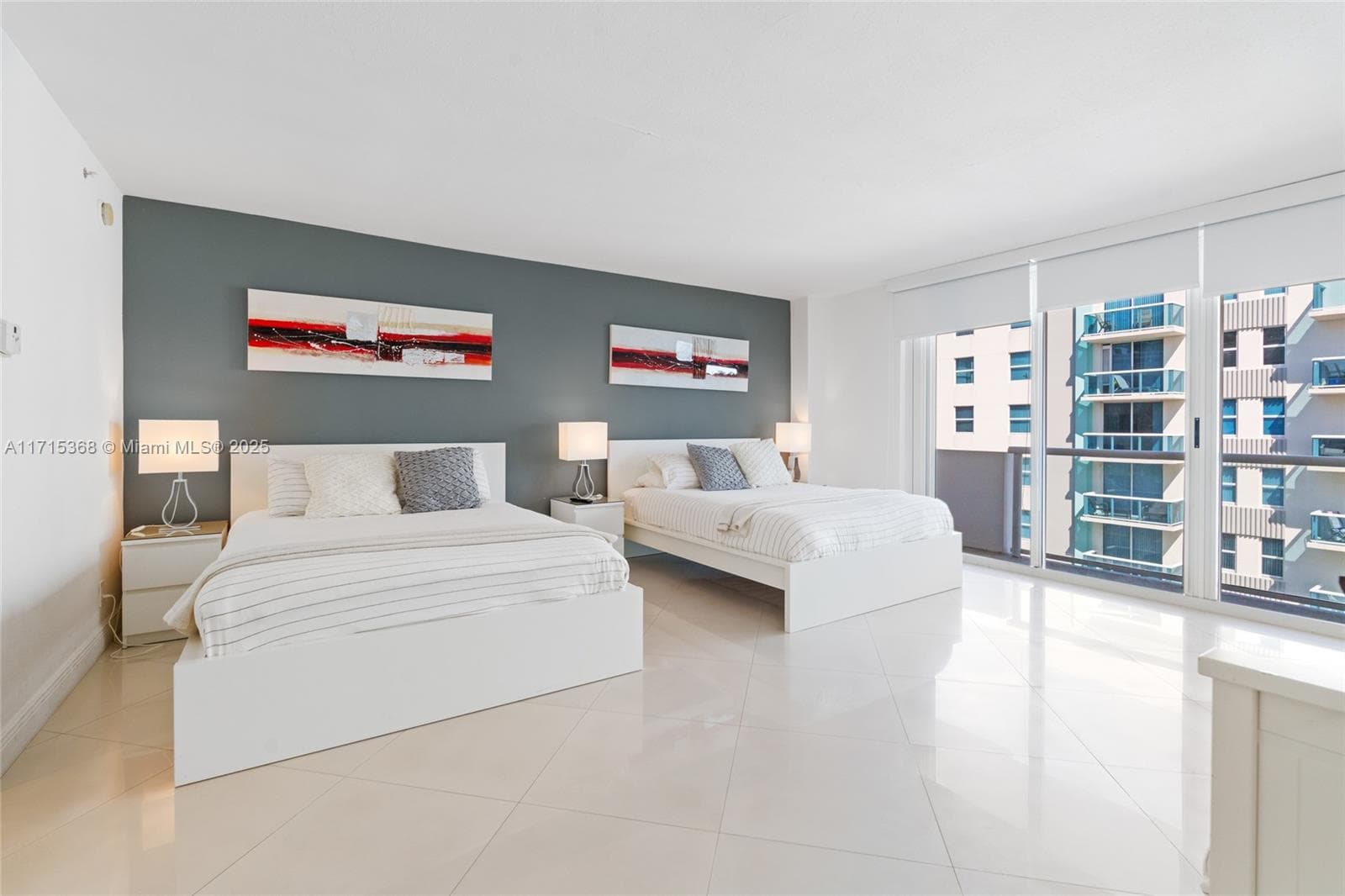 9195 Collins Ave 1103 photo 18