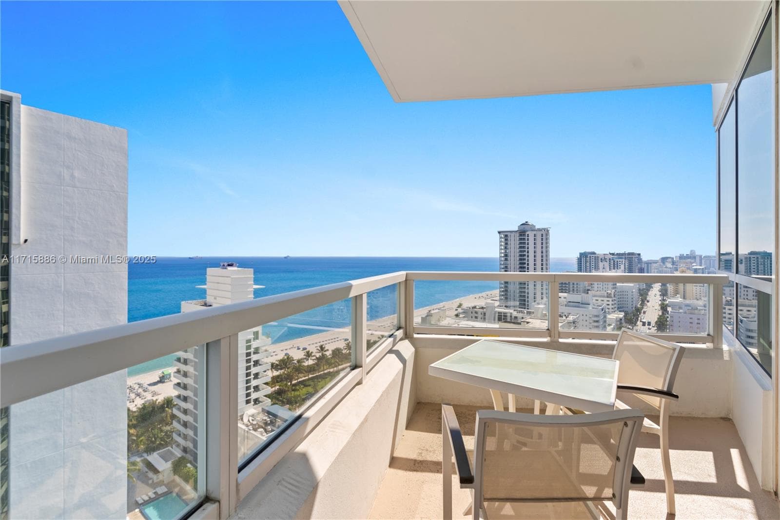 4401 Collins Ave 2104 photo 6