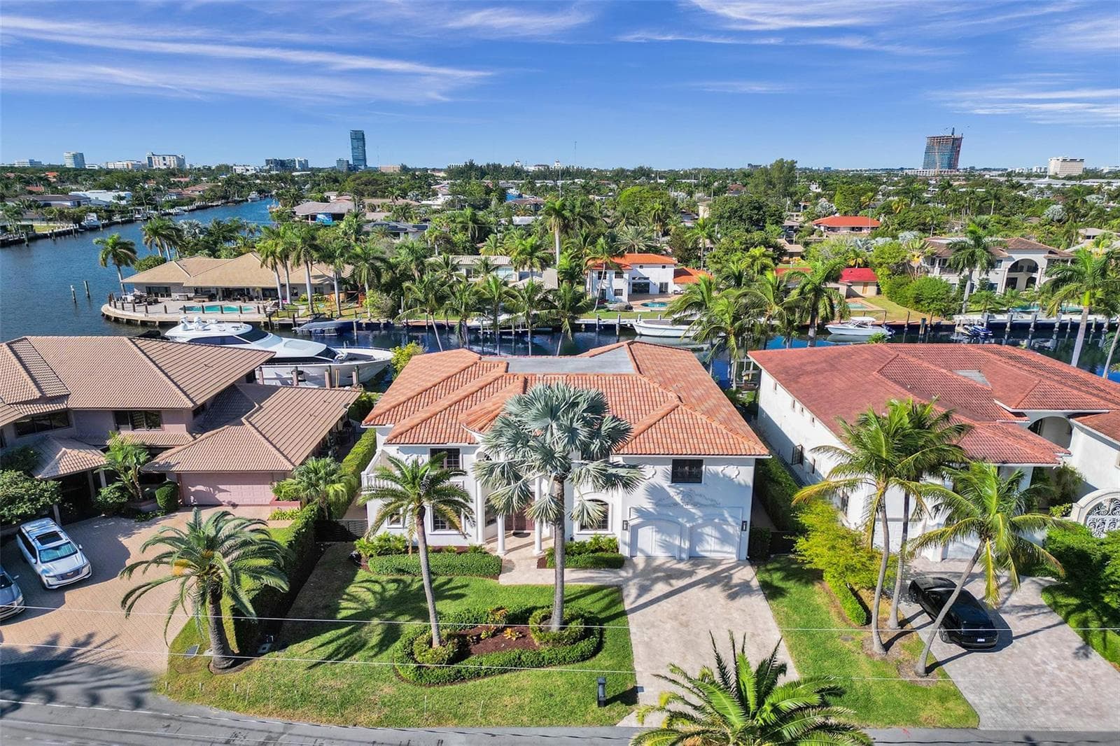 642 Palm Drive photo 6