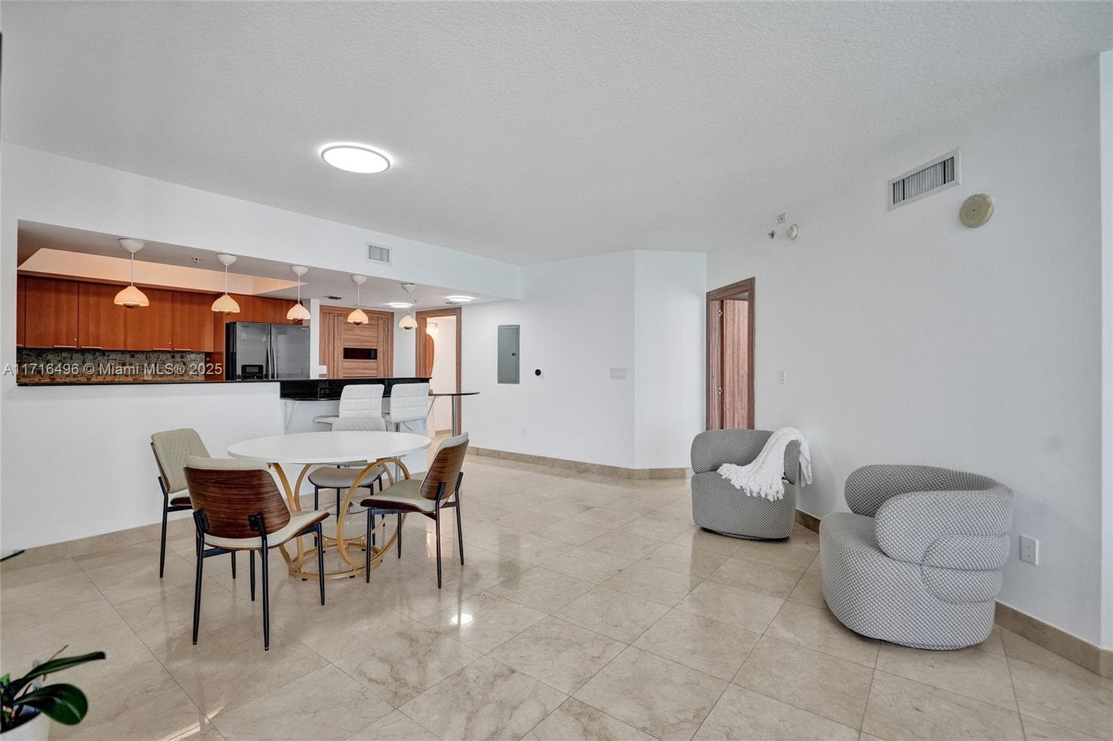 16699 Collins Ave 2405 photo 9