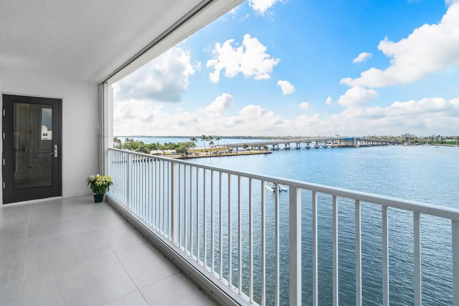 2860 S Ocean Boulevard 506 photo 2