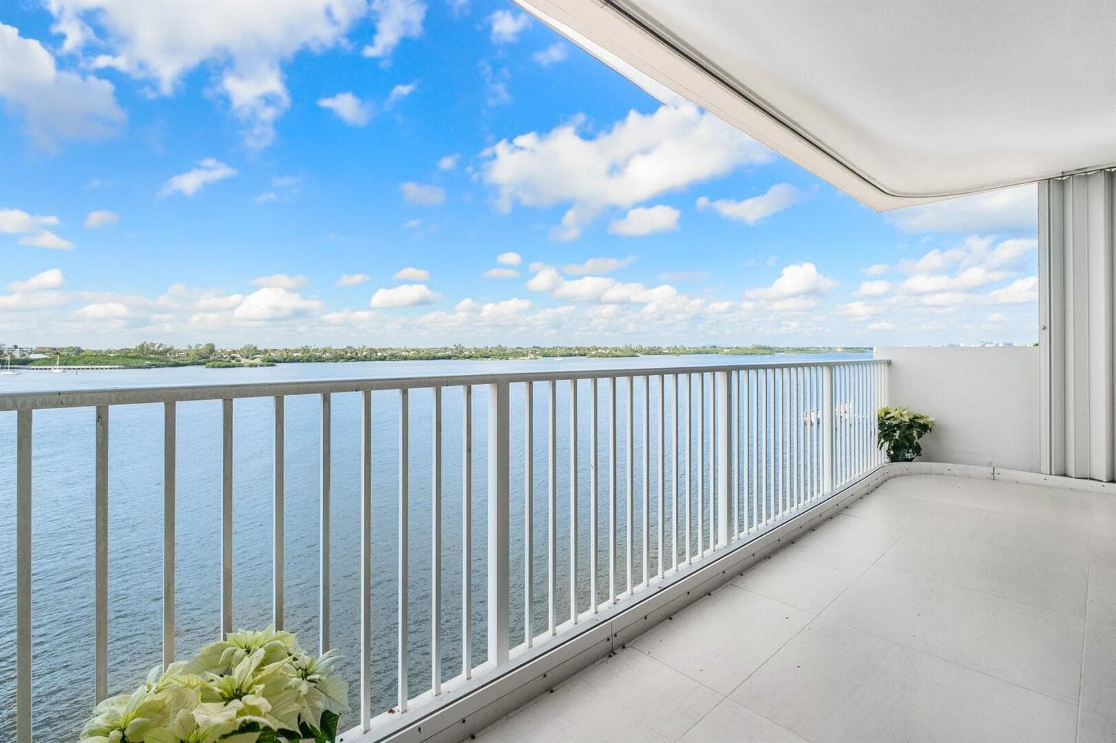 2860 S Ocean Boulevard 506 photo 1