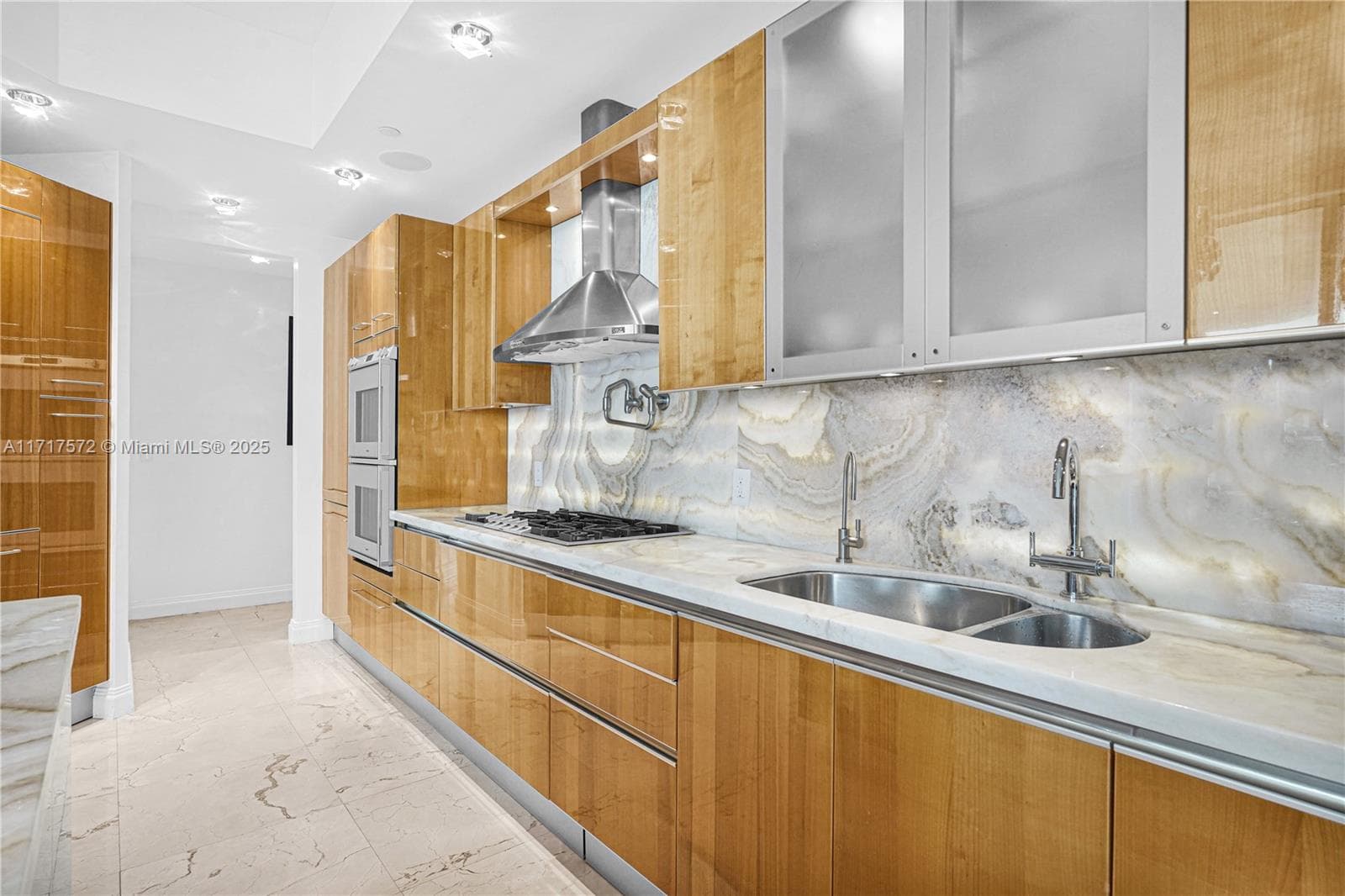 16051 Collins Ave 1004 photo 15