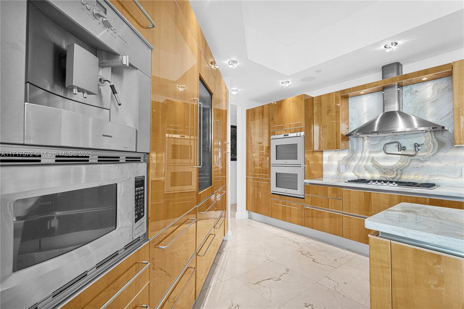 16051 Collins Ave 1004 photo 19
