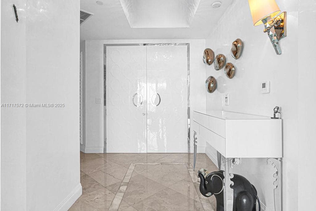 16051 Collins Ave 1004 photo 8