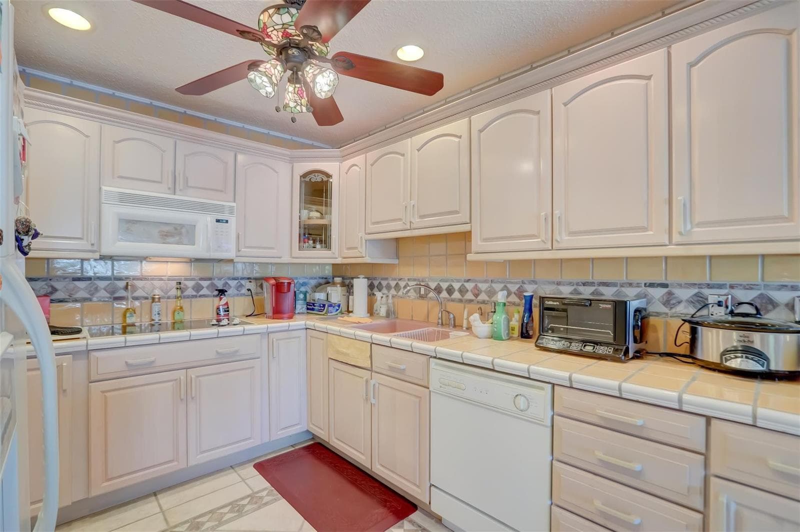 305 S Riverside Drive photo 23