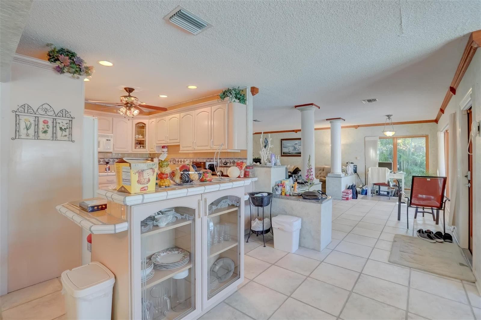 305 S Riverside Drive photo 21
