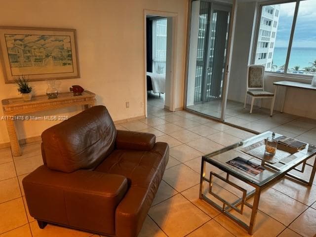 5401 Collins Ave 430 photo 24
