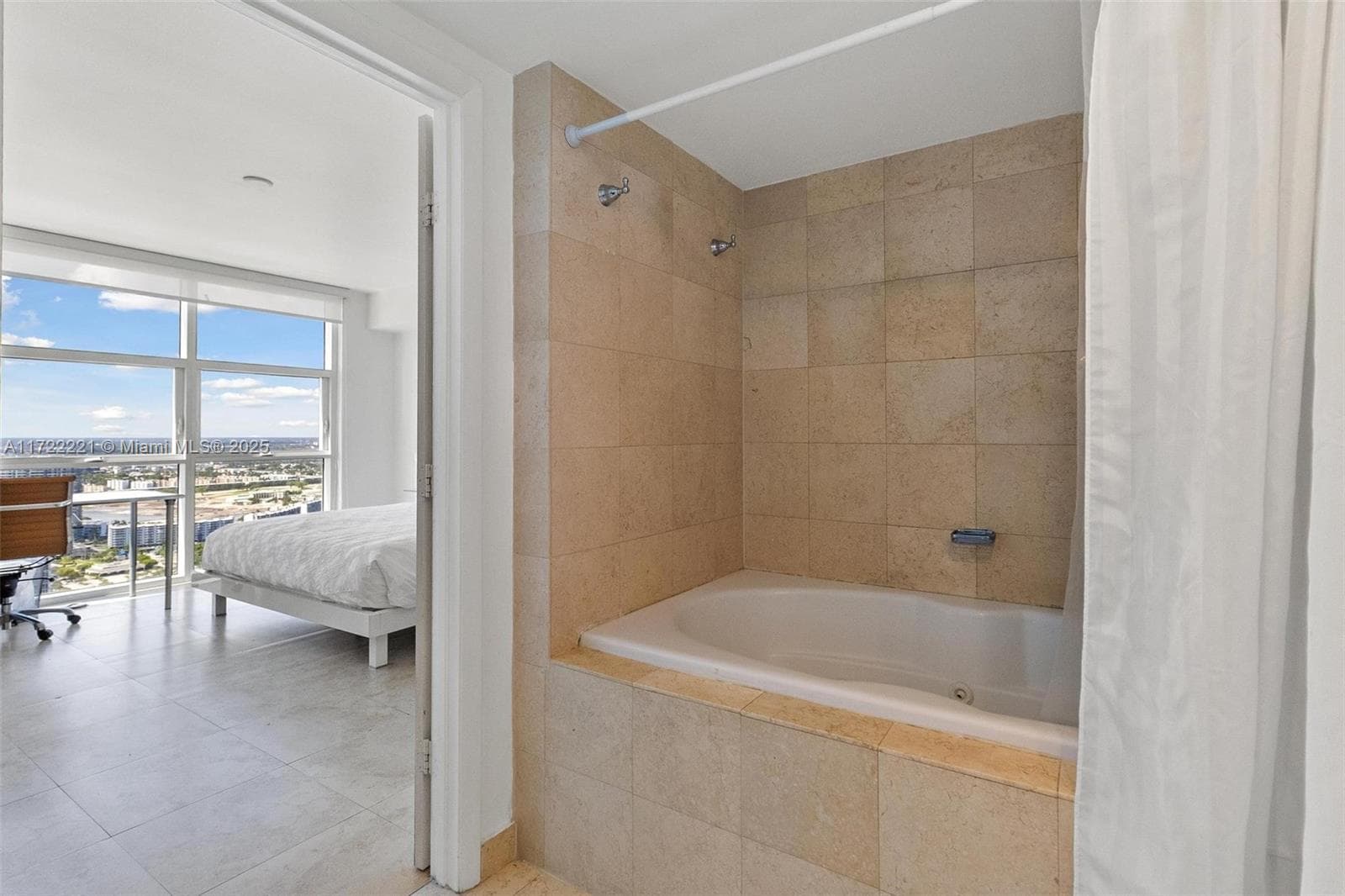 1830 S Ocean Dr 4507 photo 11
