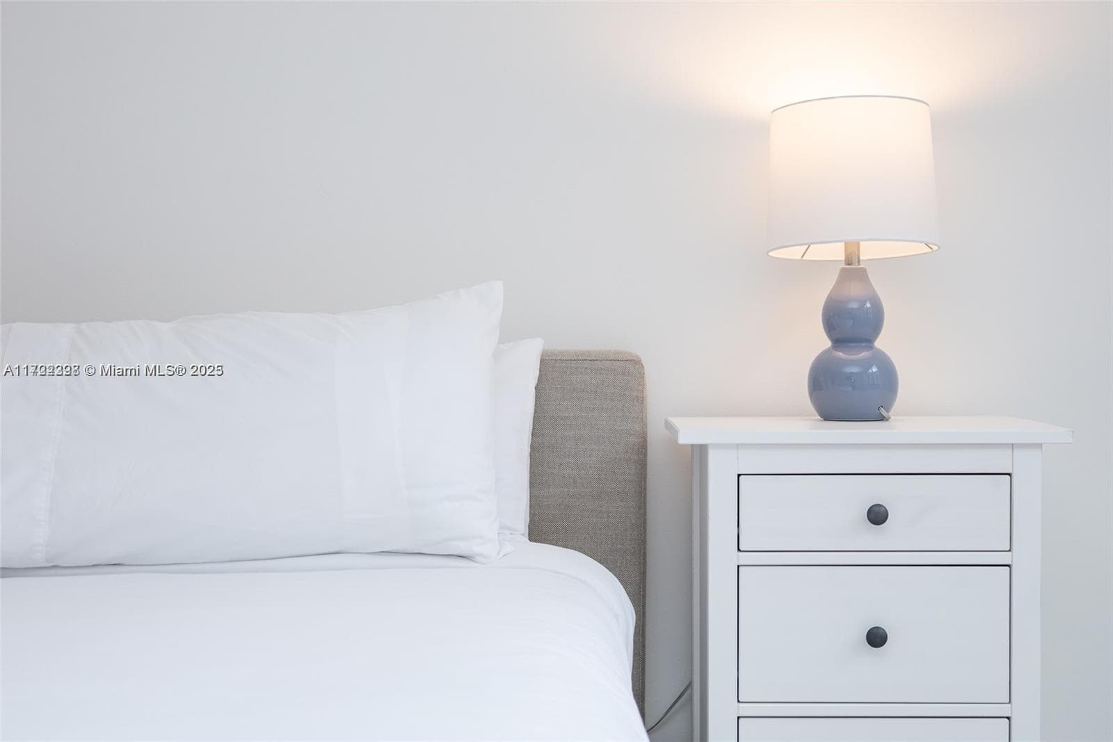 5161 Collins Ave 812 photo 17