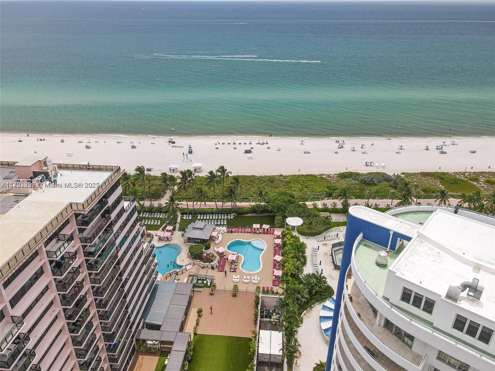 5161 Collins Ave 812 photo 4