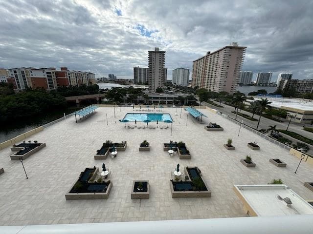 230 174th Street 814 photo 2
