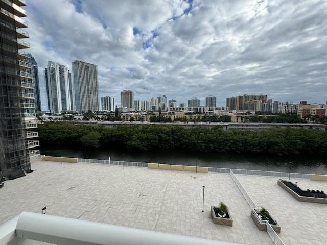 230 174th Street 814 photo 7